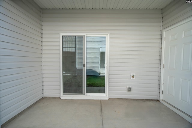 739 Wild Duck Ln, Columbia, SC 29203 - entrance to property featuring a patio