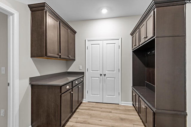 478 Harbour Pointe Dr, Columbia, SC 29229 - mudroom featuring light wood finished floors and recessed lighting