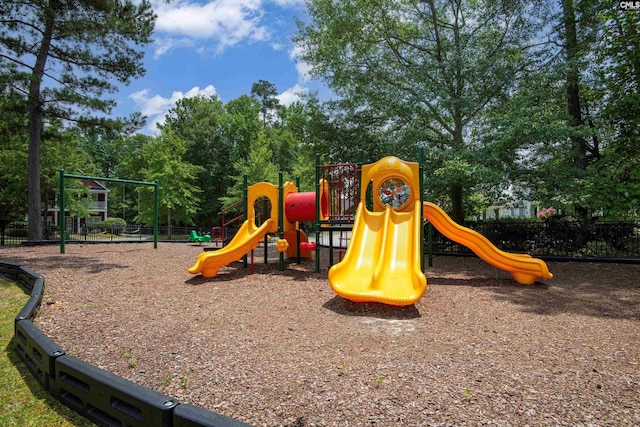 478 Harbour Pointe Dr, Columbia, SC 29229 - communal playground with view of scattered trees