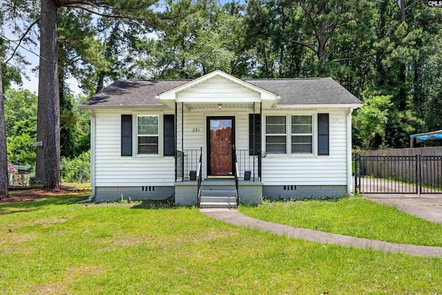 231 Horseshoe Cir, Columbia, SC 29223 - bungalow-style home with crawl space and a shingled roof