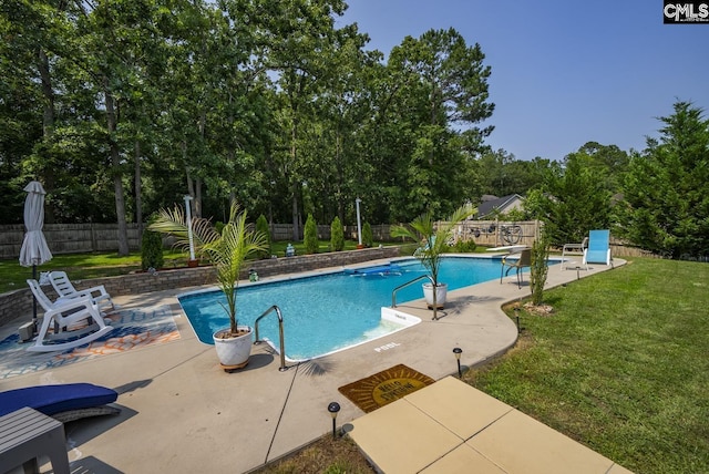 614 Beech Branch Dr, Irmo, SC 29063 - view of swimming pool featuring a patio area and view of wooded area