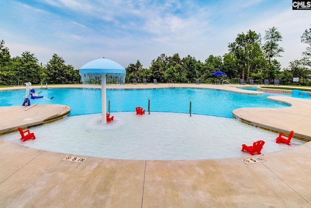 2095 County Line Trl, Elgin, SC 29045 - community pool with a patio area
