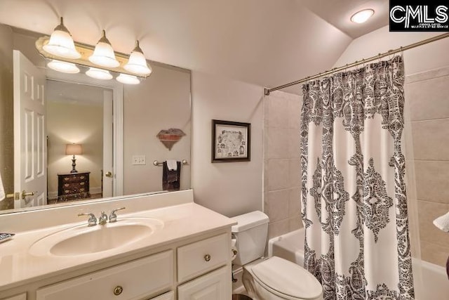 426 Turkey Point Cir, Columbia, SC 29223 - bathroom featuring vanity, shower / tub combo, and vaulted ceiling