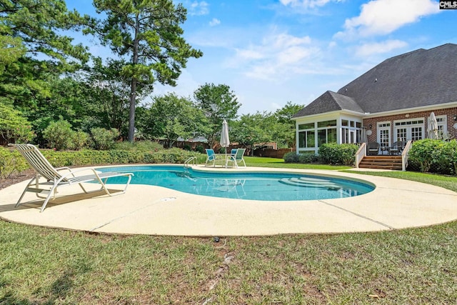 132 Alston Cir, Lexington, SC 29072 - outdoor pool with a deck, a patio, a yard, and a sunroom