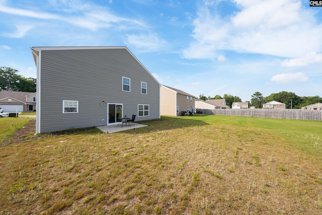 2416 Newberry Landing Cir, Newberry, SC 29108 - rear view of house with a patio area