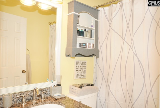 5 Eastpine Ct, Columbia, SC 29212 - bathroom featuring vanity and a shower with curtain