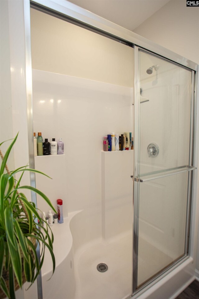 140 Green Ivy Ct, Camden, SC 29020 - full bathroom featuring a stall shower