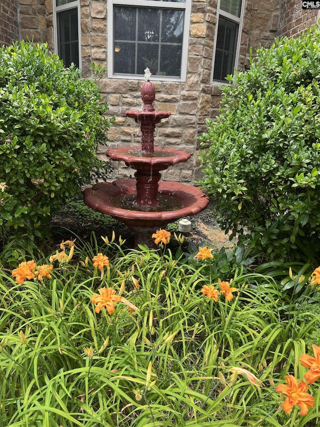 127 Brooklet Dr, Lexington, SC 29072 - exterior view of brick siding and stone siding