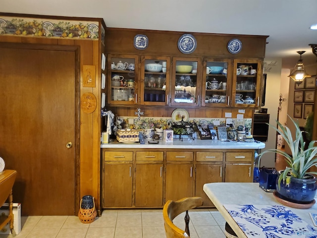 kitchen featuring light tile patterned floors