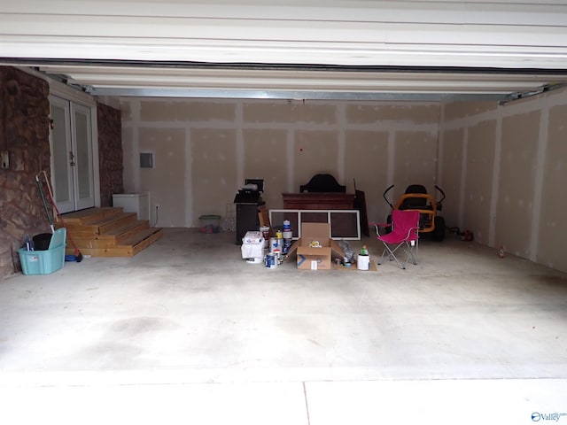 724 Frost St SW, Hartselle, AL 35640 - garage with french doors