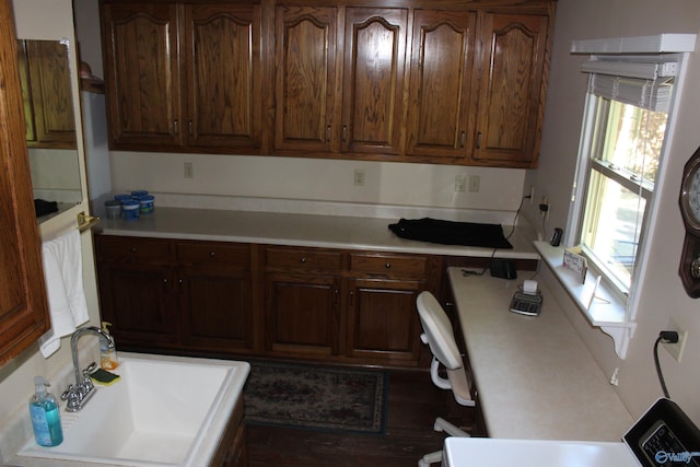 kitchen featuring sink