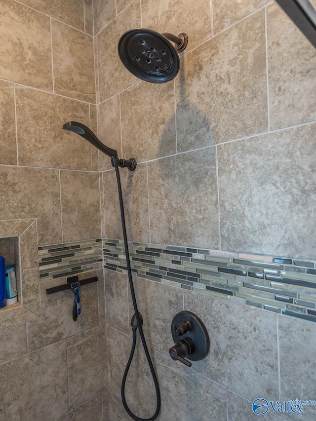 23276 Saint John Rd, Athens, AL 35613 - details featuring a tile shower