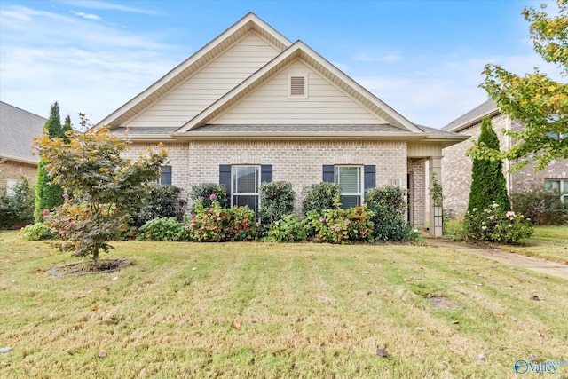 view of front of house featuring a front yard