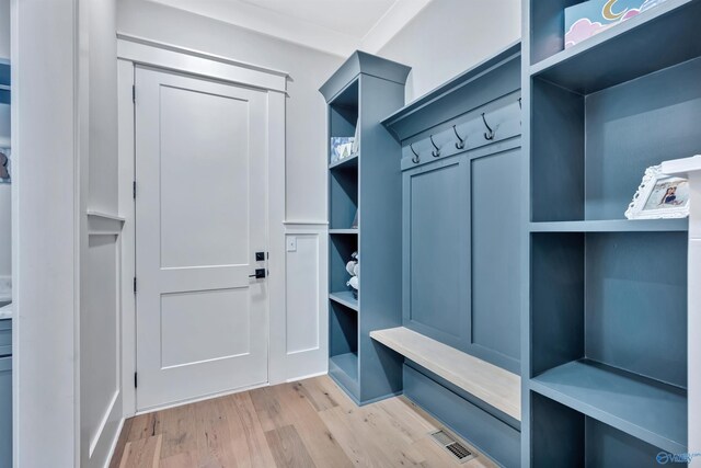 13559 Monte Vedra Rd SE, Huntsville, AL 35803 - mudroom featuring light wood-type flooring