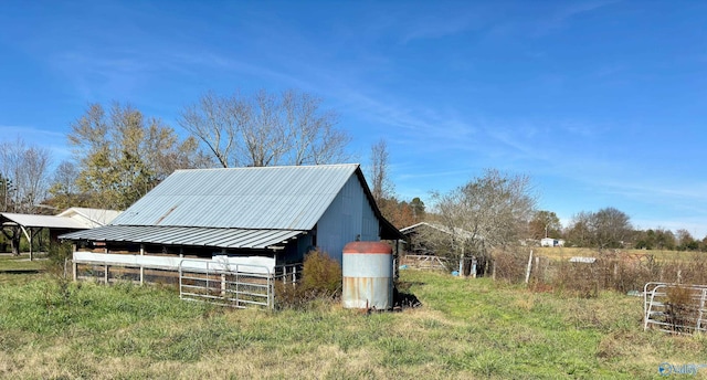 view of outdoor structure