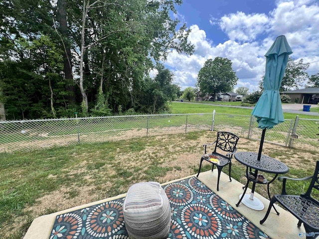 1006 SW 6th St, Attalla, AL 35954 - view of yard featuring a patio
