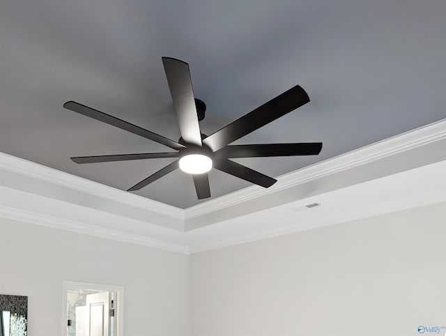 details with crown molding and ceiling fan