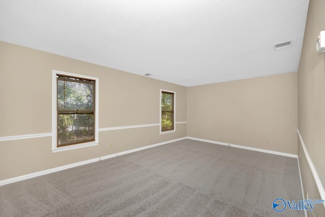 view of carpeted spare room