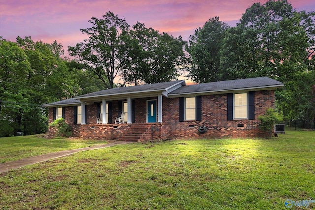 100 Cumberland Cir, Scottsboro, AL 35769 - single story home featuring a porch, a lawn, crawl space, and brick siding