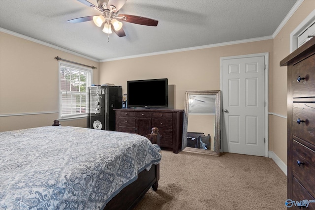 100 Cumberland Cir, Scottsboro, AL 35769 - bedroom with crown molding, a textured ceiling, ceiling fan, and light carpet