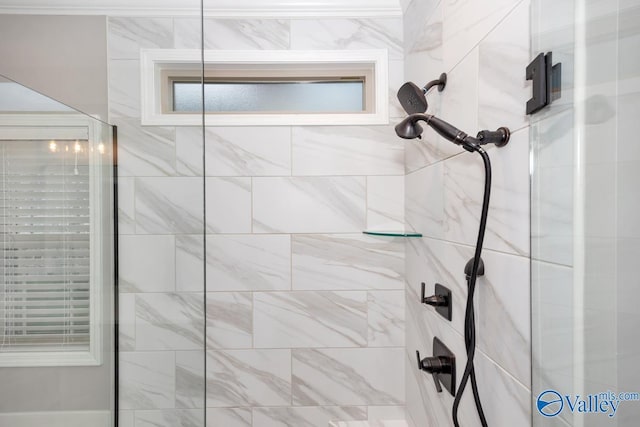 7528 Flint Crossing Cir, Owens Cross Roads, AL 35763 - bathroom with a stall shower