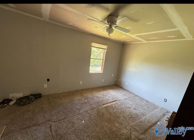 50 Hudgins Dr, Attalla, AL 35954 - spare room featuring carpet flooring and a ceiling fan