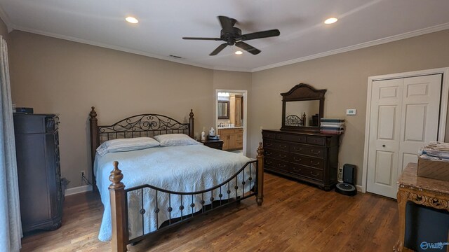 bedroom featuring ceiling fan, ornamental molding, a closet, and dark hardwood / wood-style floors