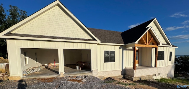 view of front facade featuring a patio area