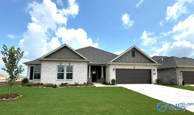 craftsman-style house with a garage and a front yard