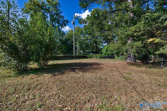 view of yard featuring fence