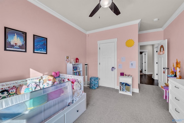 bedroom featuring light carpet, crown molding, and ceiling fan