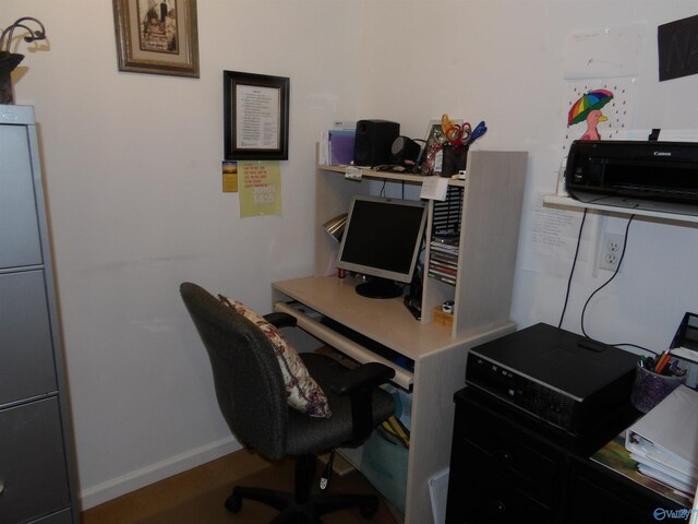 784 County Road 33, Fyffe, AL 35971 - office with baseboards