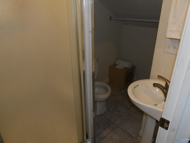 784 County Road 33, Fyffe, AL 35971 - bathroom with toilet and tile patterned floors