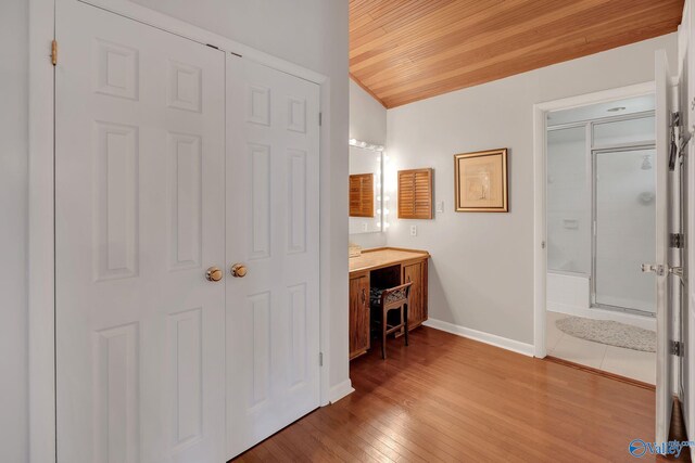 411 Darby Ave, Sheffield, AL 35660 - bathroom with wood ceiling, vanity, enclosed tub / shower combo, baseboards, and hardwood / wood-style floors