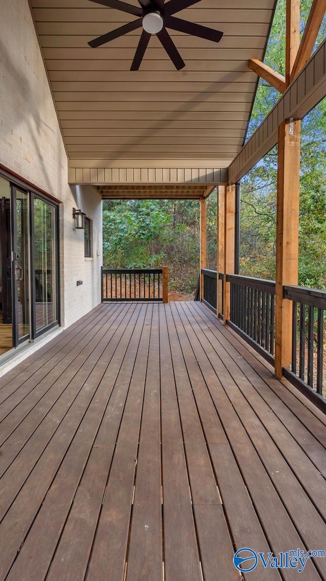 deck with ceiling fan