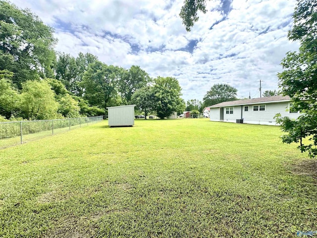32 Kirby Rd, Hillsboro, AL 35643 - view of yard