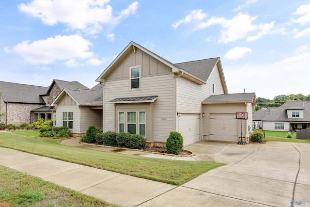 craftsman inspired home with a front lawn and a garage