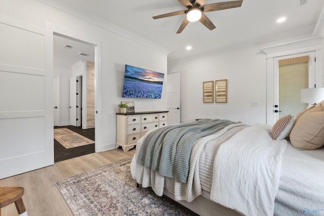 313 Merrydale Dr, Huntsville, AL 35811 - bedroom with light wood-style floors, recessed lighting, ceiling fan, crown molding, and ensuite bath