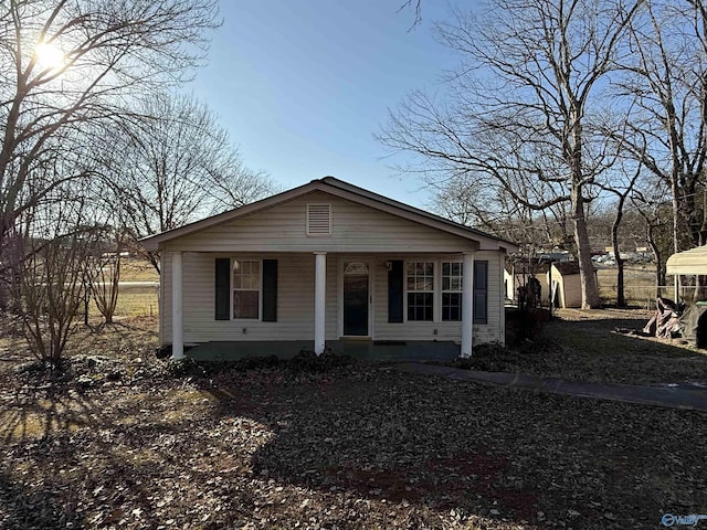 view of front of property with covered porch