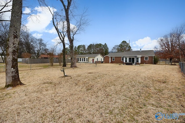 view of front of house with a front lawn