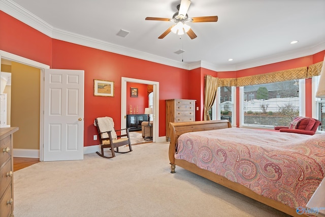 bedroom with light carpet, baseboards, visible vents, ornamental molding, and recessed lighting