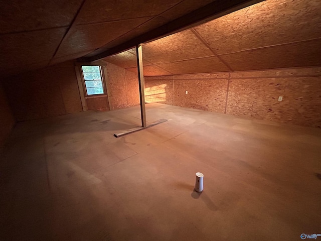 bonus room with vaulted ceiling