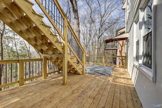 4018 SE Piedmont Dr, Huntsville, AL 35802 - wooden terrace with stairs