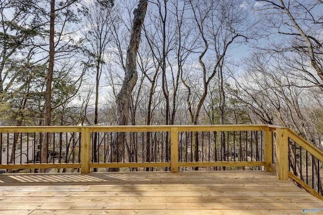 4018 SE Piedmont Dr, Huntsville, AL 35802 - view of wooden deck
