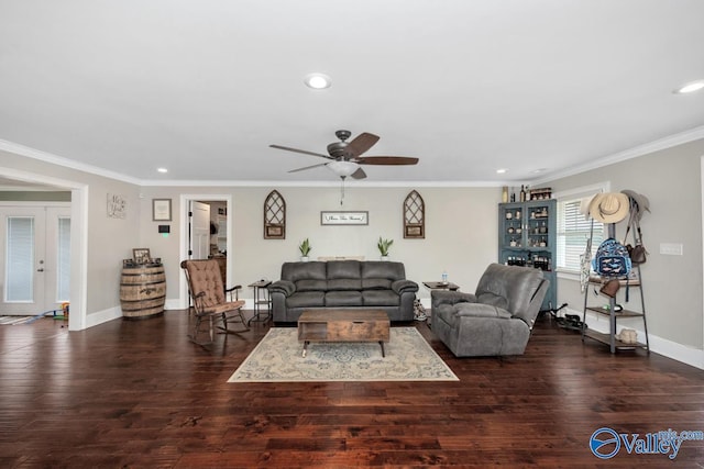 living room with baseboards, recessed lighting, ornamental molding, and ceiling fan