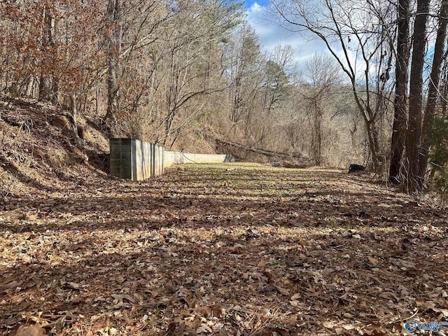 Listing photo 3 for 4.45ACRES Riddles Bend Rd, Rainbow City AL 35906