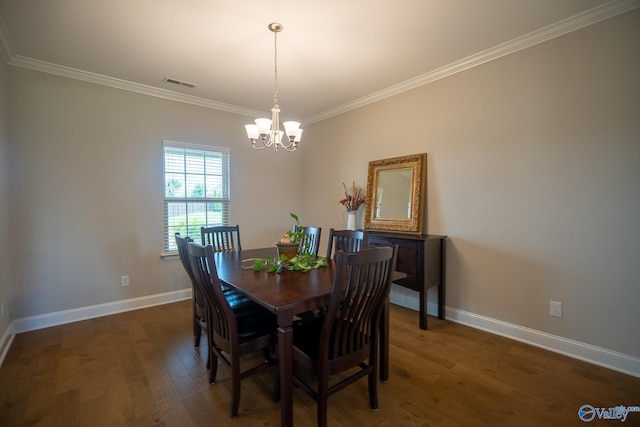 24337 Beacon Cir, Athens, AL 35613 - dining room featuring a chandelier, crown molding, baseboards, and wood finished floors