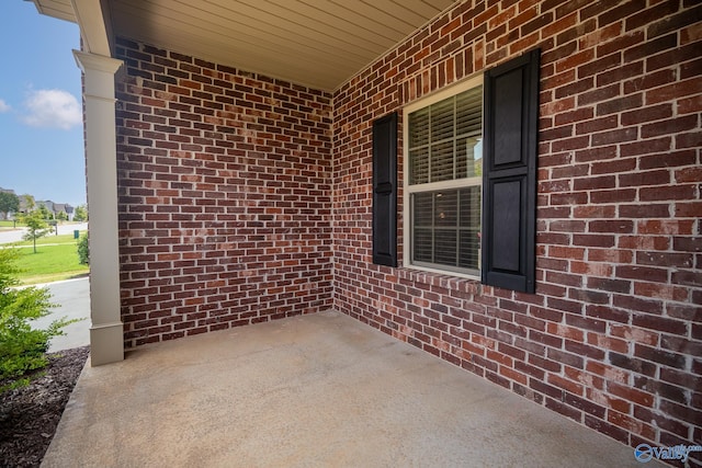 24337 Beacon Cir, Athens, AL 35613 - view of porch
