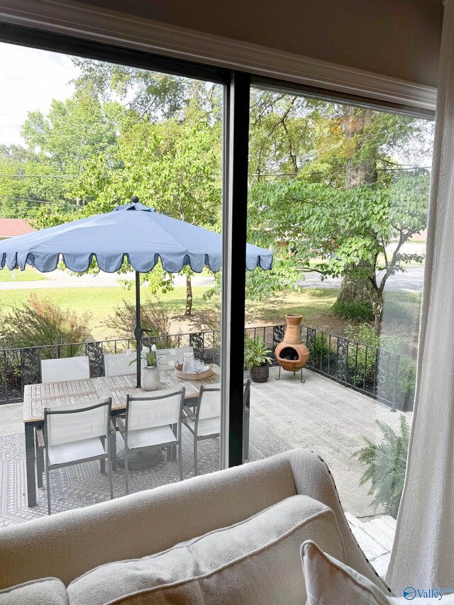 659 Vaughn Bridge Rd NW, Hartselle, AL 35640 - view of patio featuring outdoor dining area