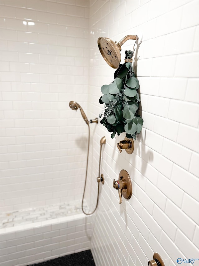 659 Vaughn Bridge Rd NW, Hartselle, AL 35640 - bathroom view of tiled shower